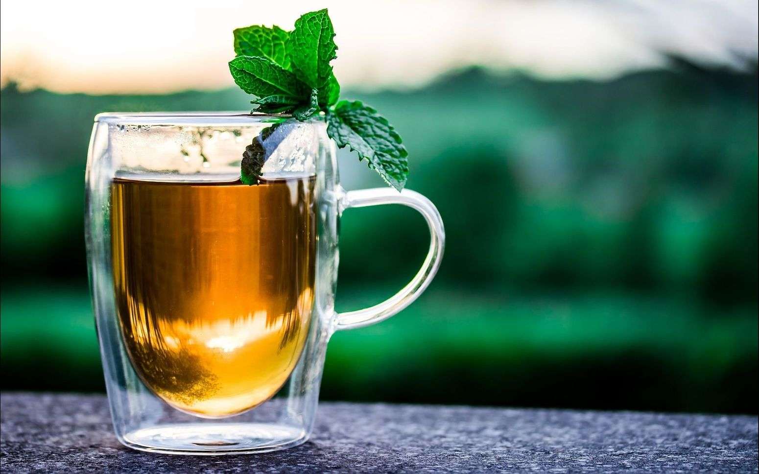 6 Herbal Teas That Help With Insomnia, Anxiety, and Digestion