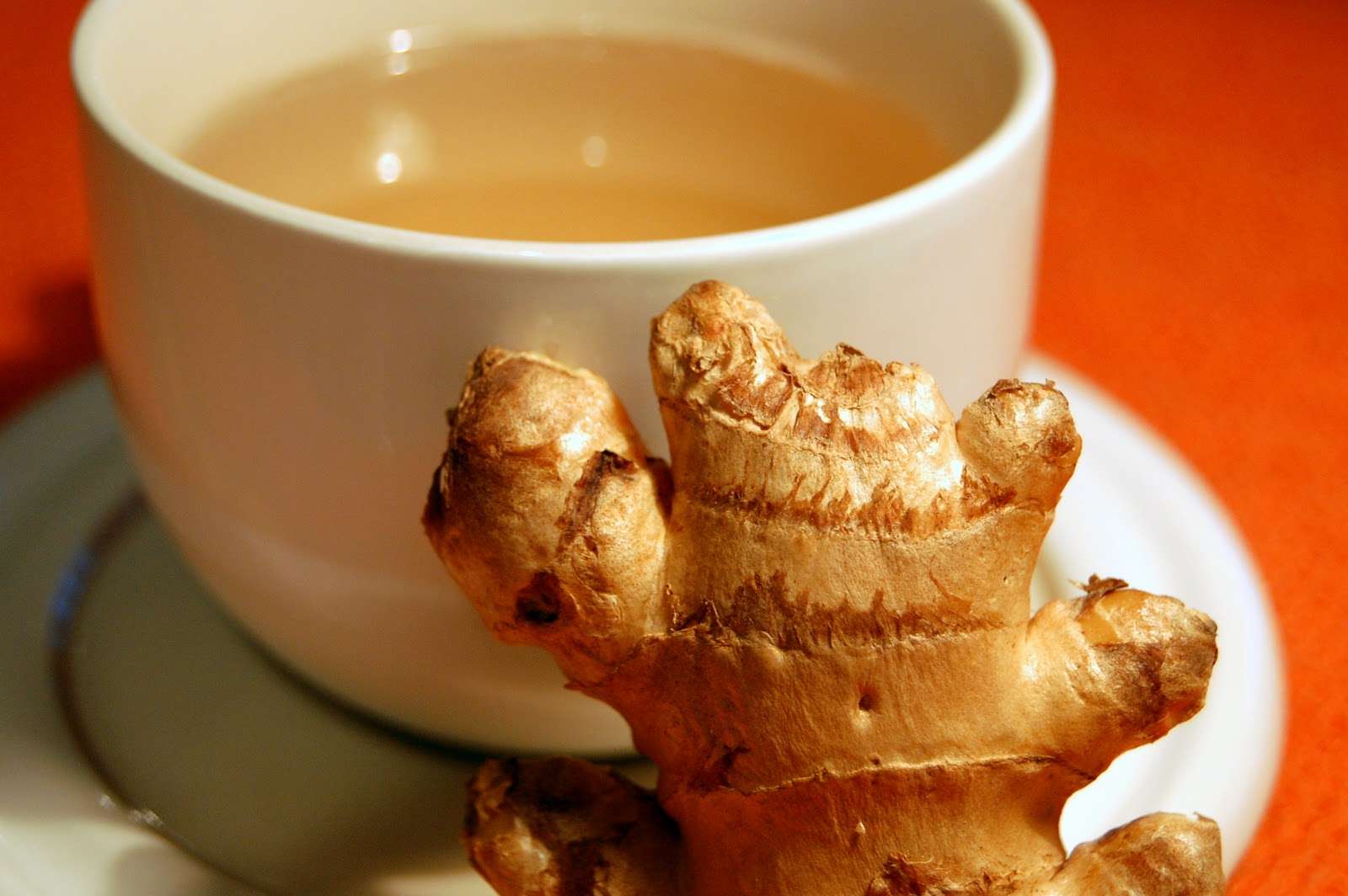 Does Ginger Tea Actually Help the Voice?