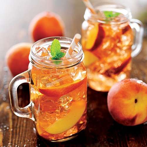Easy Homemade Peach Iced Tea
