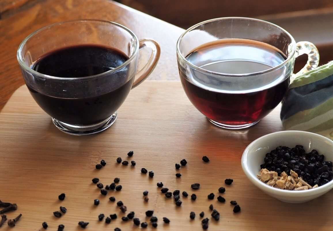 Elderberry Tea Benefits &  Recipe: Why &  How to Make ...