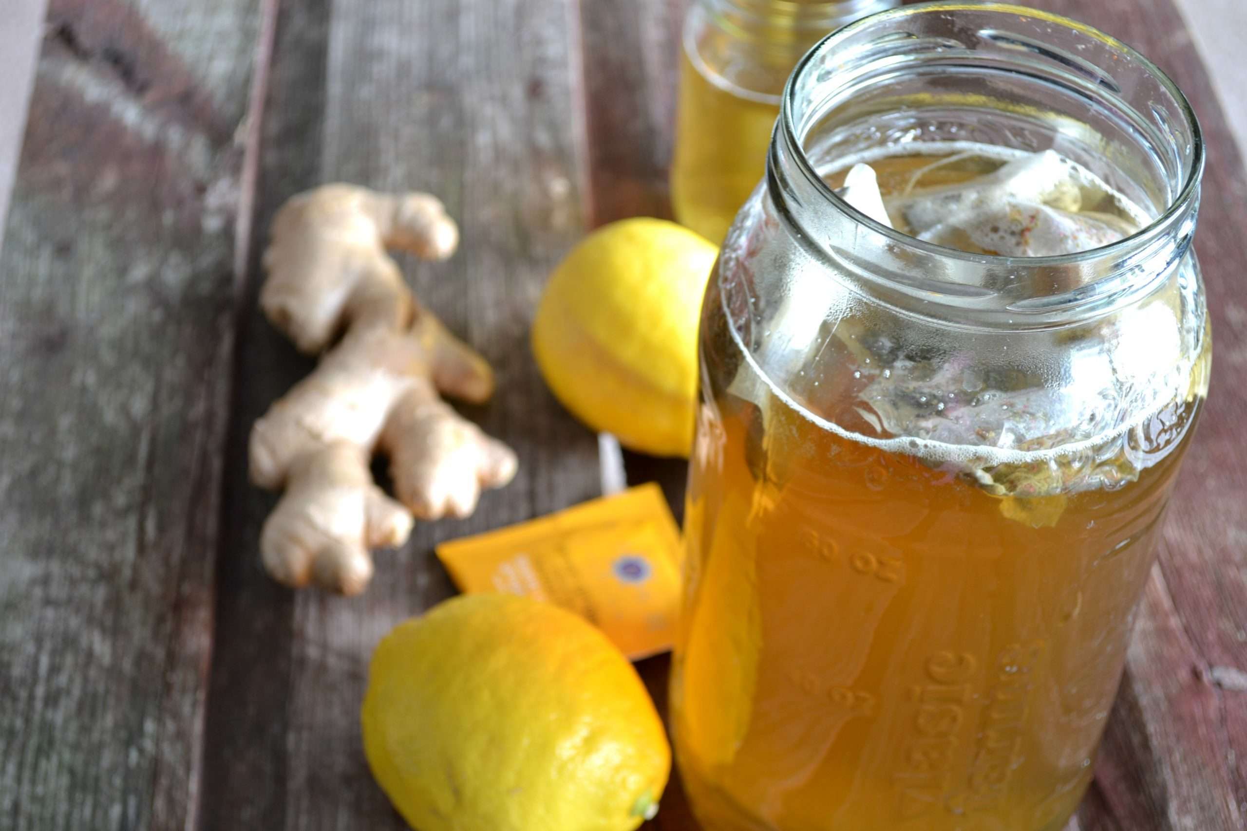 Green Tea with Ginger and Lemon for weight loss and feeling energized