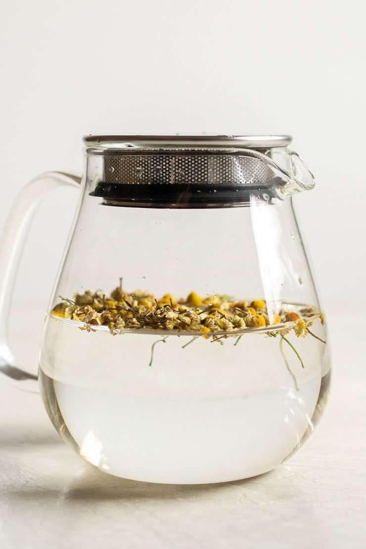 How to Make Chamomile Tea Properly (Hot &  Iced)