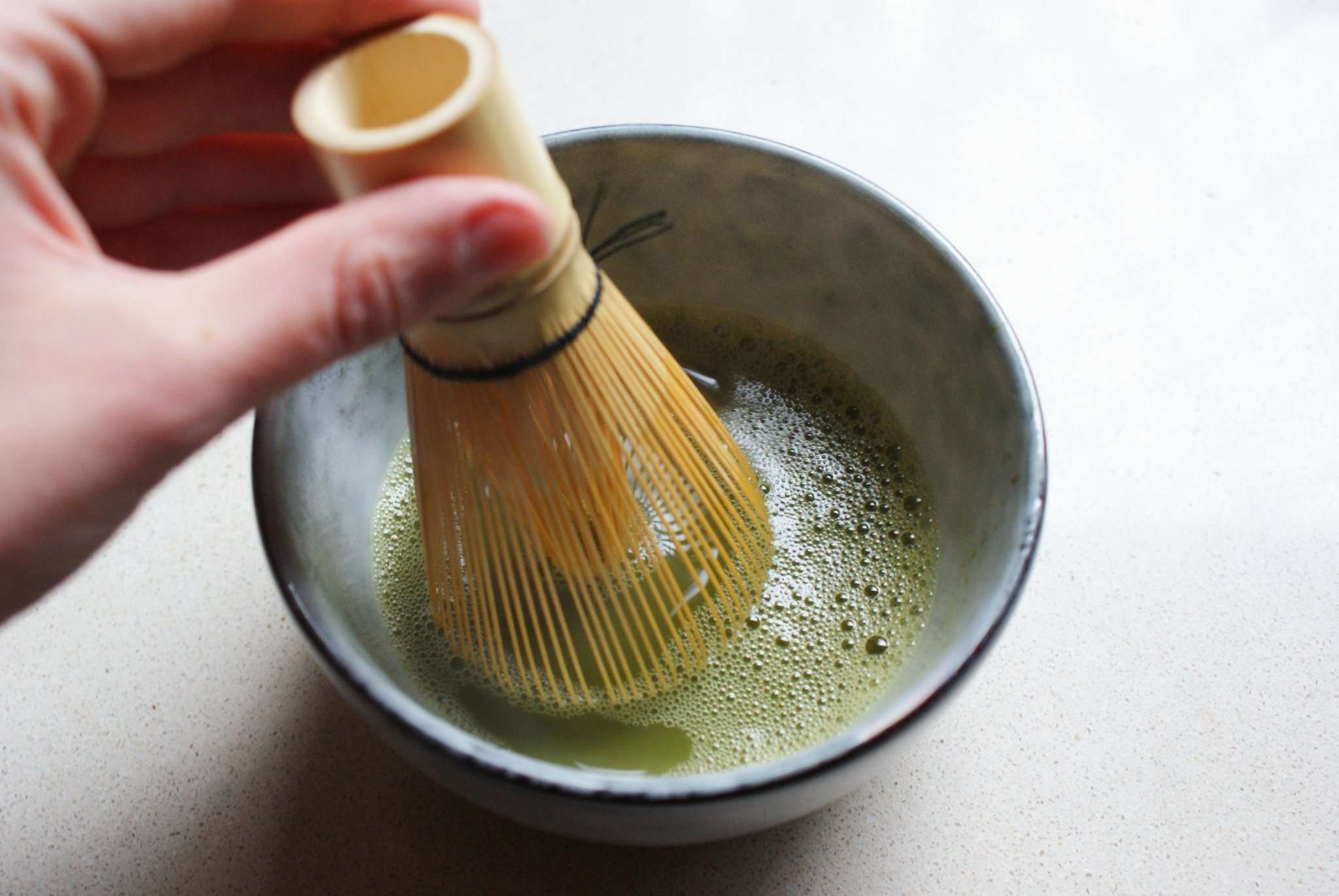 HOW TO: MAKE MATCHA (JAPANESE GREEN TEA) AT HOME THE TRADITIONAL WAY ...
