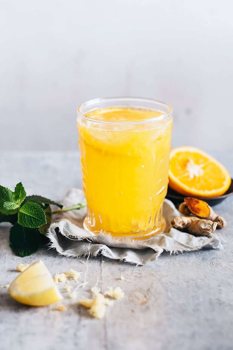 Iced Ginger, Orange and Turmeric Tea to Fight Inflammation