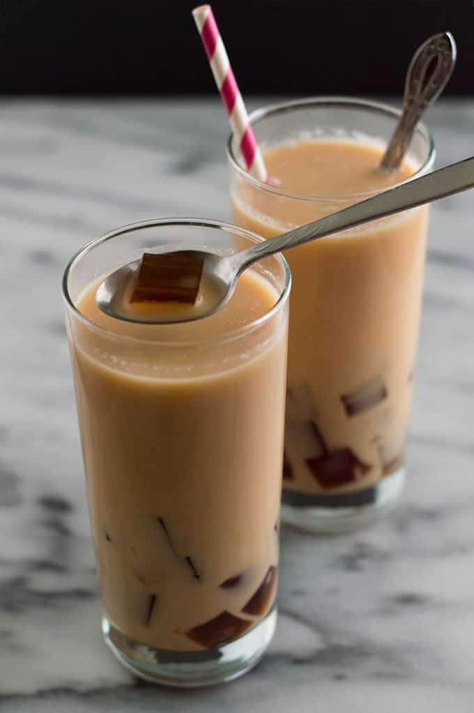 Milk Tea With Coffee Jelly