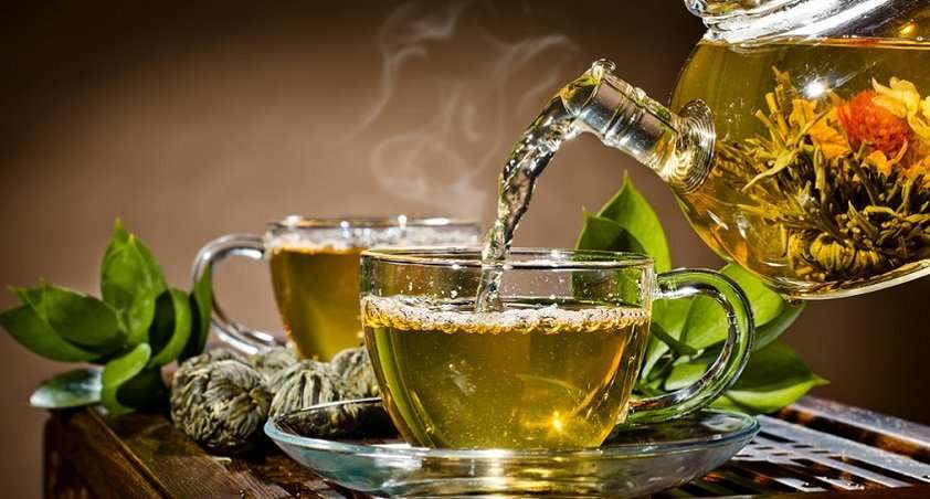 Top 10 Benefits of Drinking Green Tea