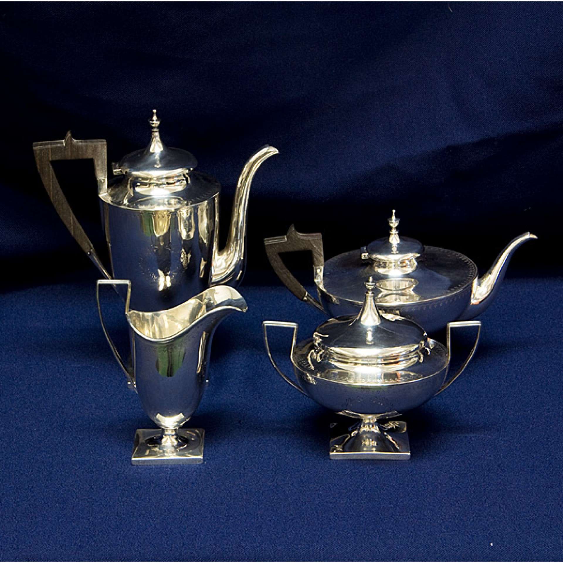 Vintage 4 piece Sterling Silver Tea Coffee Set w/ wood handles 26.75 o